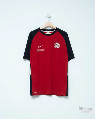 CAMISETA "MAINZ 05" NIKE VINTAGE